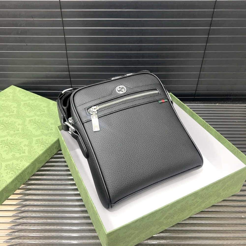 Gucci Black Leather Men's Crossbody Bag